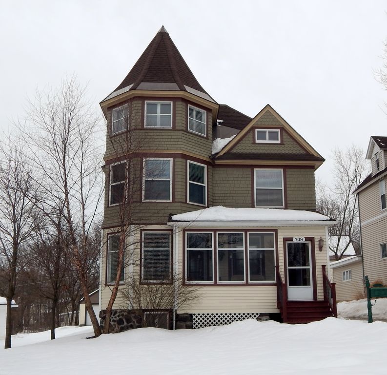 709 Prospect St, Sault Sainte Marie, MI 49783 Trulia