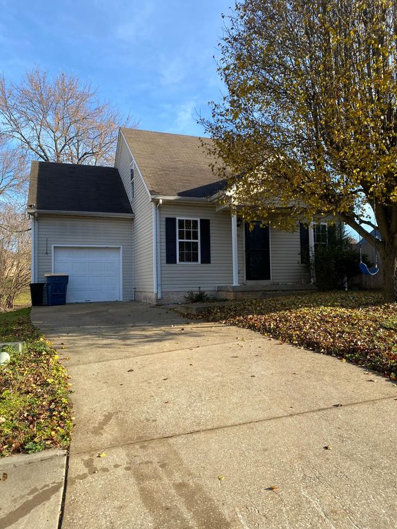 180 Chipley Ct, Bowling Green, KY 42103