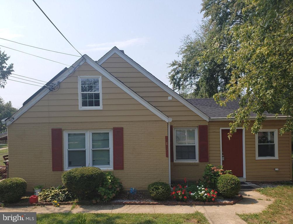 6822 Standish Dr, Hyattsville, MD 20784