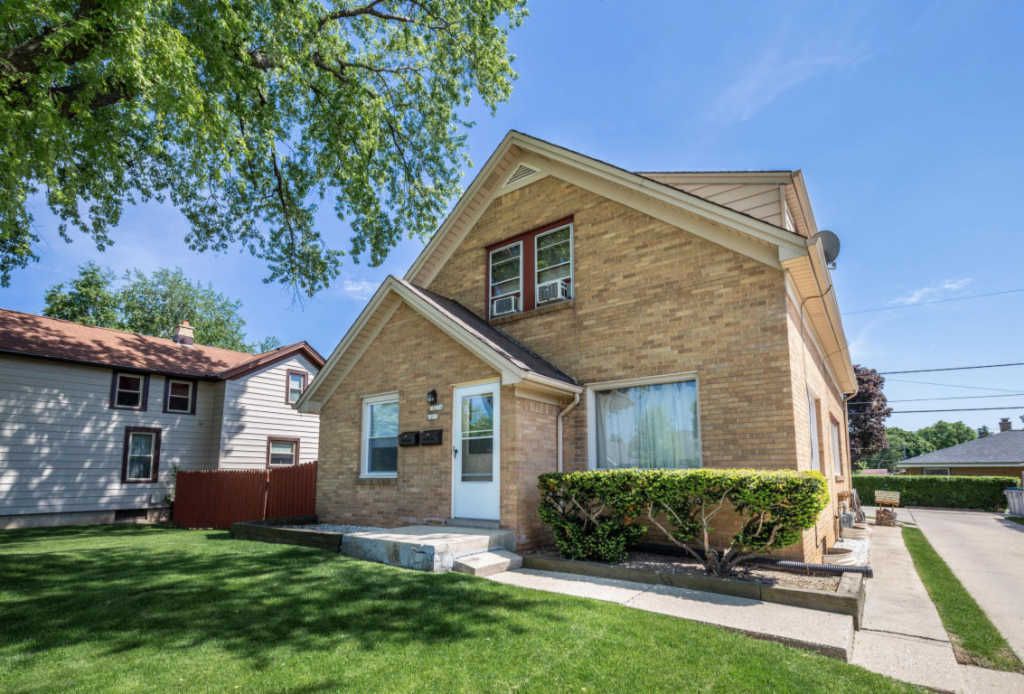 1013 E Howard Ave, Milwaukee, WI 53207 Trulia