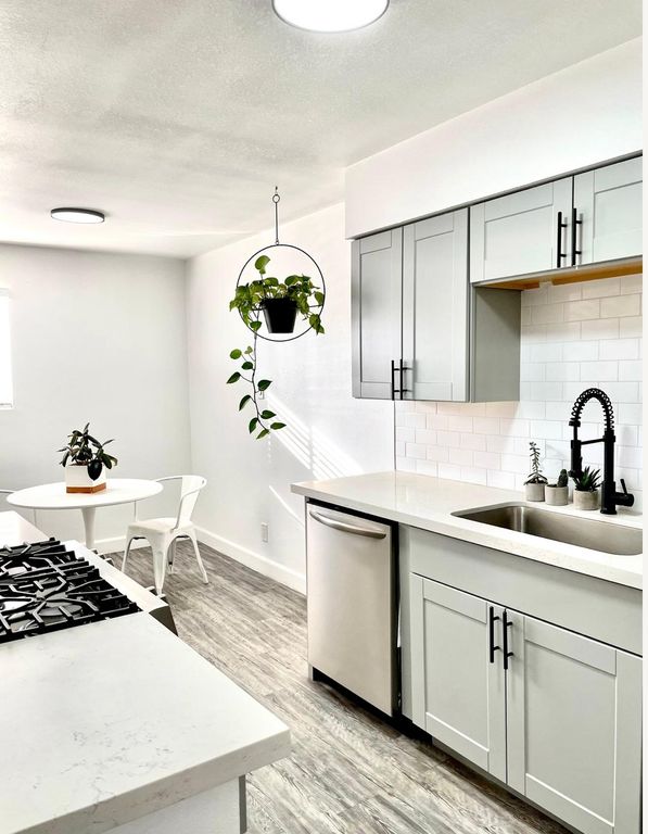 910 E Lemon St, Tempe, AZ 85281