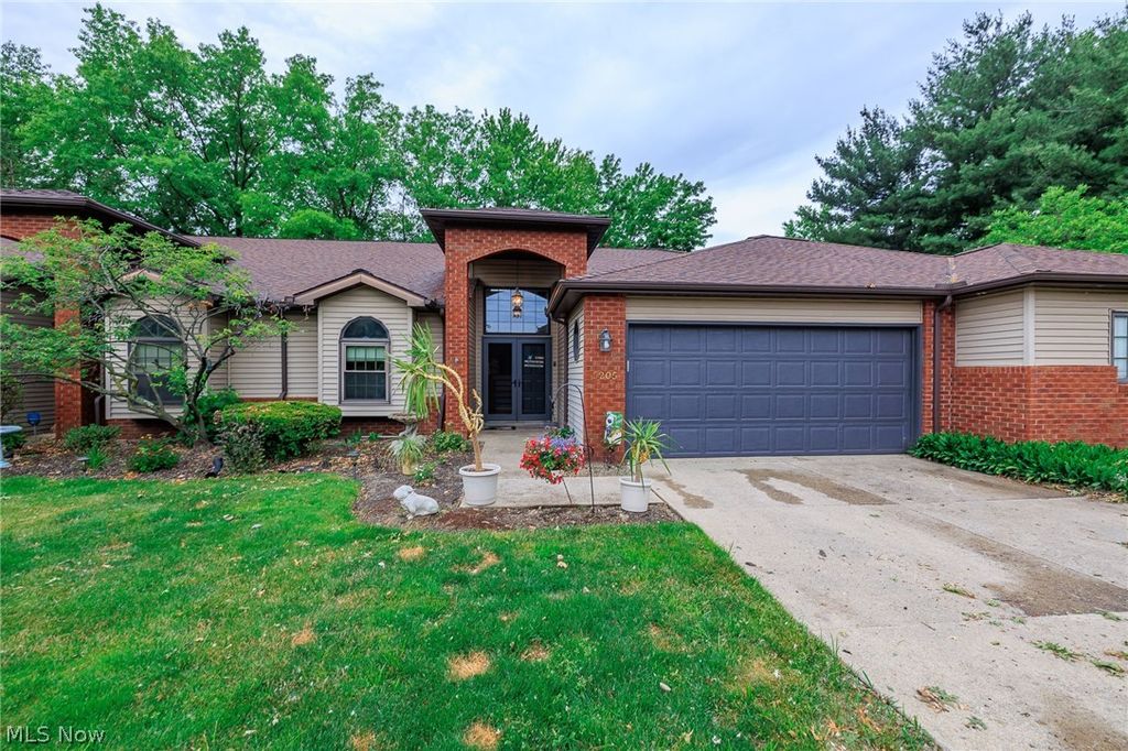 5205 Parkhurst Dr, Sheffield Village, OH 44054 Trulia