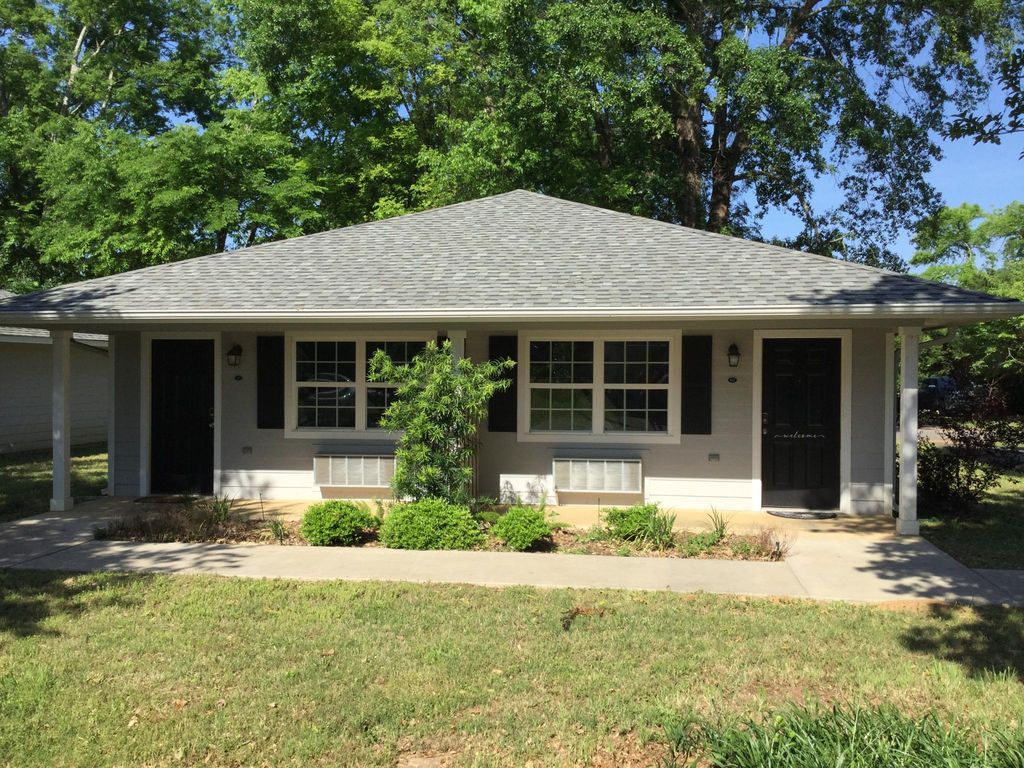 301 Powers St, Nacogdoches, TX 75961