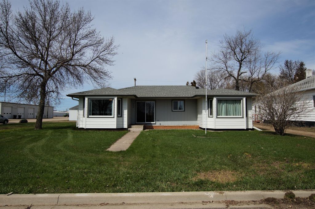 203 N Broadway St, Roscoe, SD 57471 Trulia