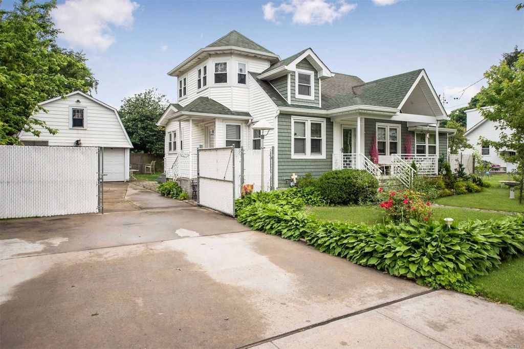 147 S 5th St, Lindenhurst, NY 11757 Trulia