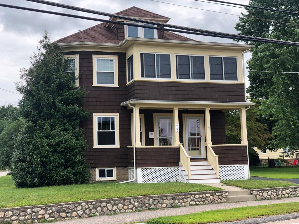 1-449 Pleasant St #1, Norwood, MA 02062