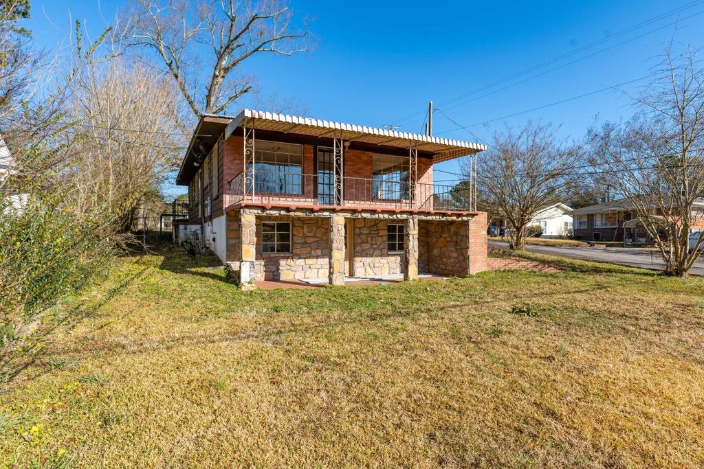 312 E Ventura Dr, Birmingham, AL 35235