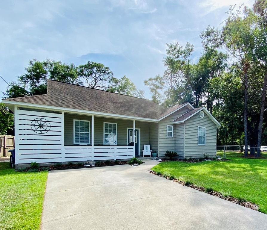 250 14th St, Apalachicola, FL 32320 Trulia