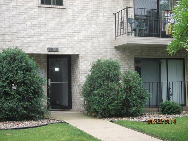 9800 Sayre Ave #1D, Chicago Ridge, IL 60415