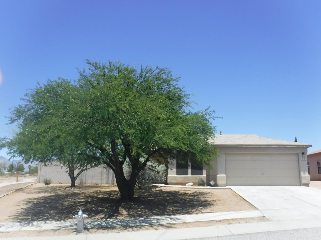 8713 E  Green Branch Ln, Tucson, AZ 85730