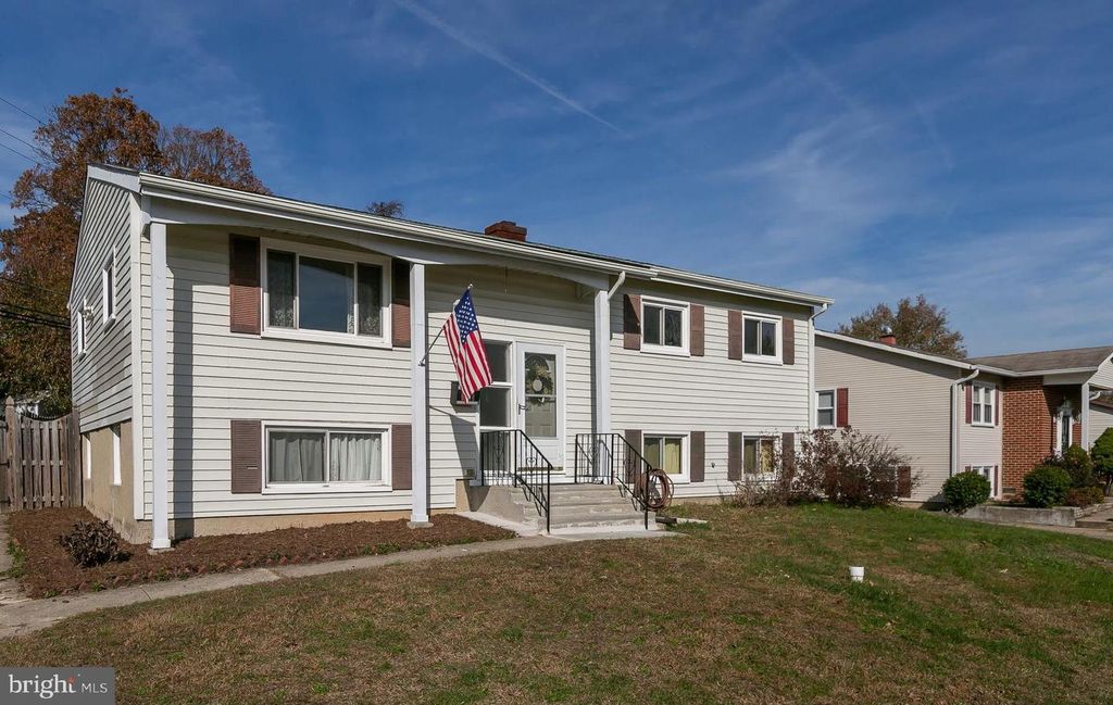 6208 Chesworth Rd, Catonsville, MD 21228