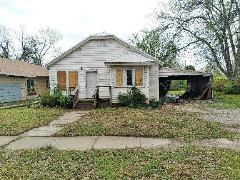 310 E Washington St, Walters, OK 73572 MLS 165933 Trulia