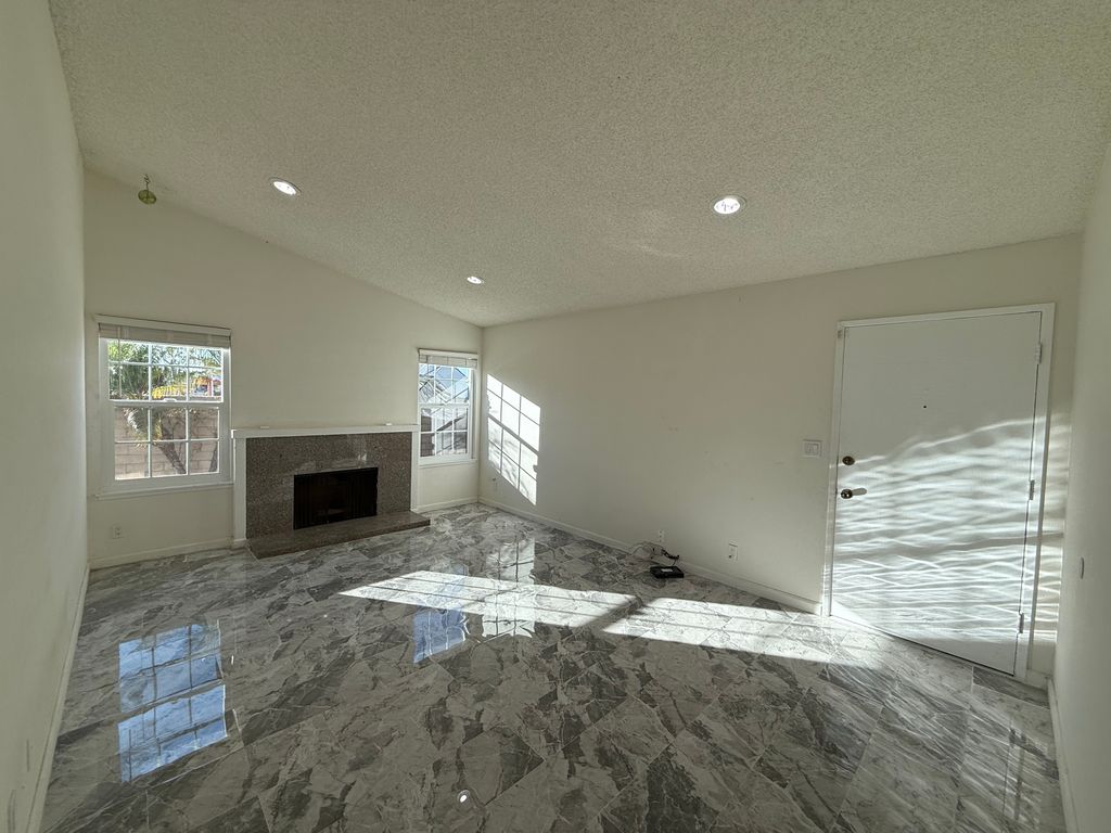 Casa en Renta 2 Beds 2 Baths