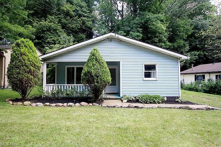 1196 Hazel St, Akron, OH 44305