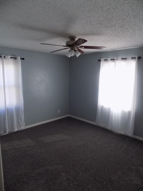 2718 W Merton St, Wichita, KS 67213