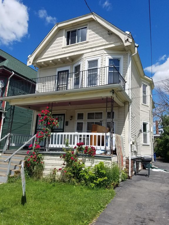 33 Northumberland Ave, Buffalo, NY 14215