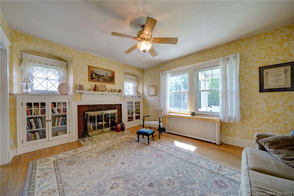 486 New Britain Ave, Newington, CT 06111
