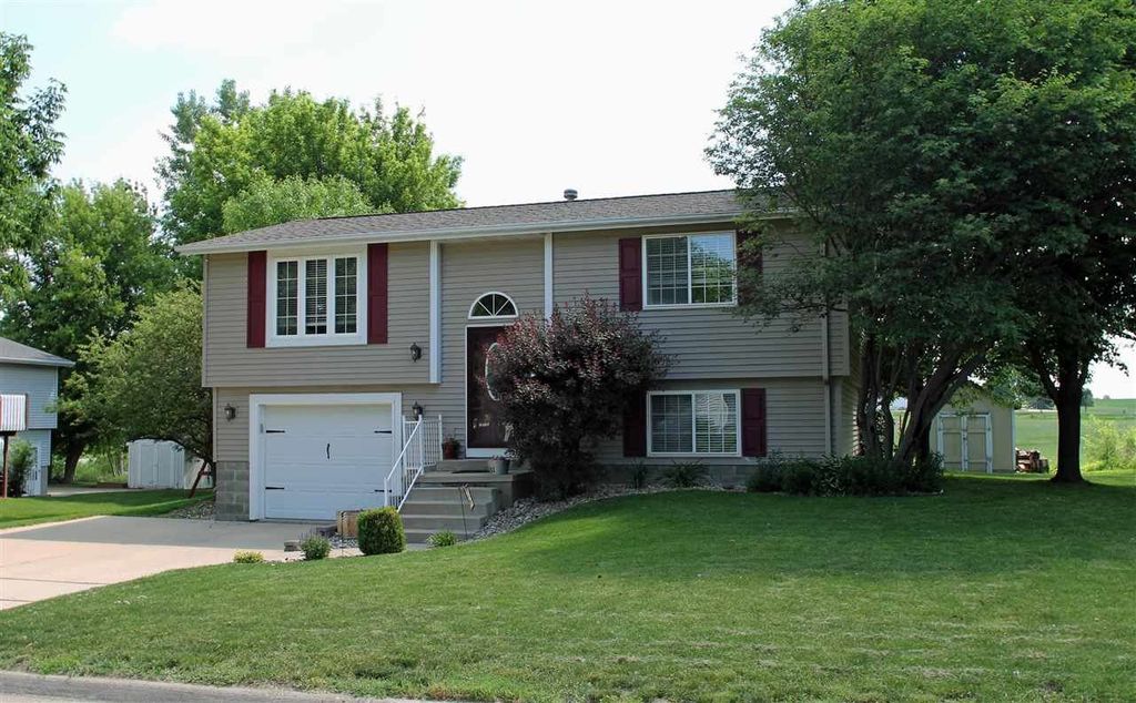 311 Sunrise St, Denver, IA 50622 Trulia