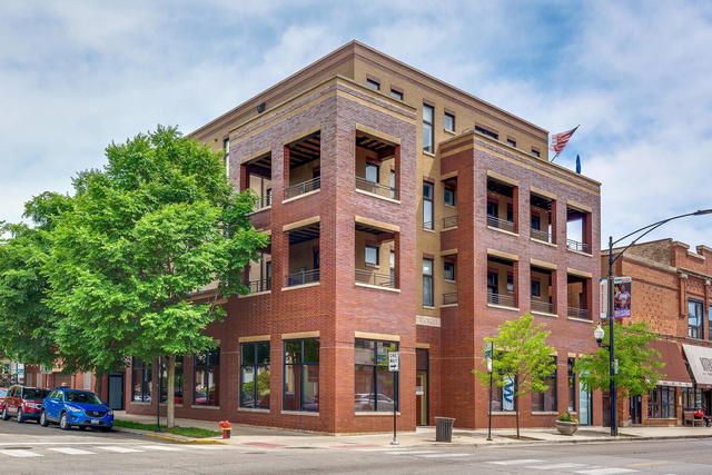 3207 N  Clifton Ave  #203, Chicago, IL 60657