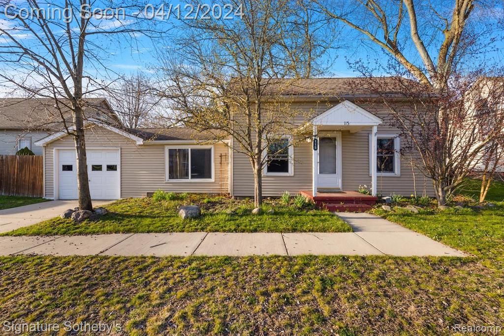 115 E North St, Fowlerville, MI 48836 MLS 20240022400 Trulia