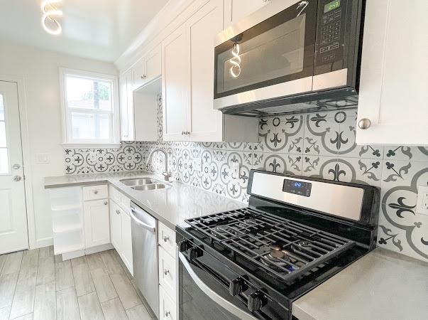 2640 23rd St, Santa Monica, CA 90405