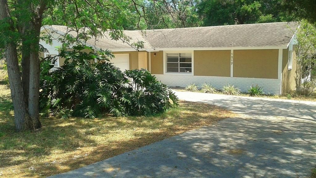 1217 N John St, Orlando, FL 32808