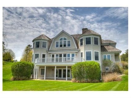 29 N  Glen Dr, Mashpee, MA 02649