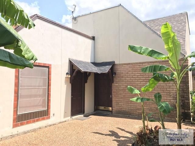 418 Champions Dr #5, Brownsville, TX 78520