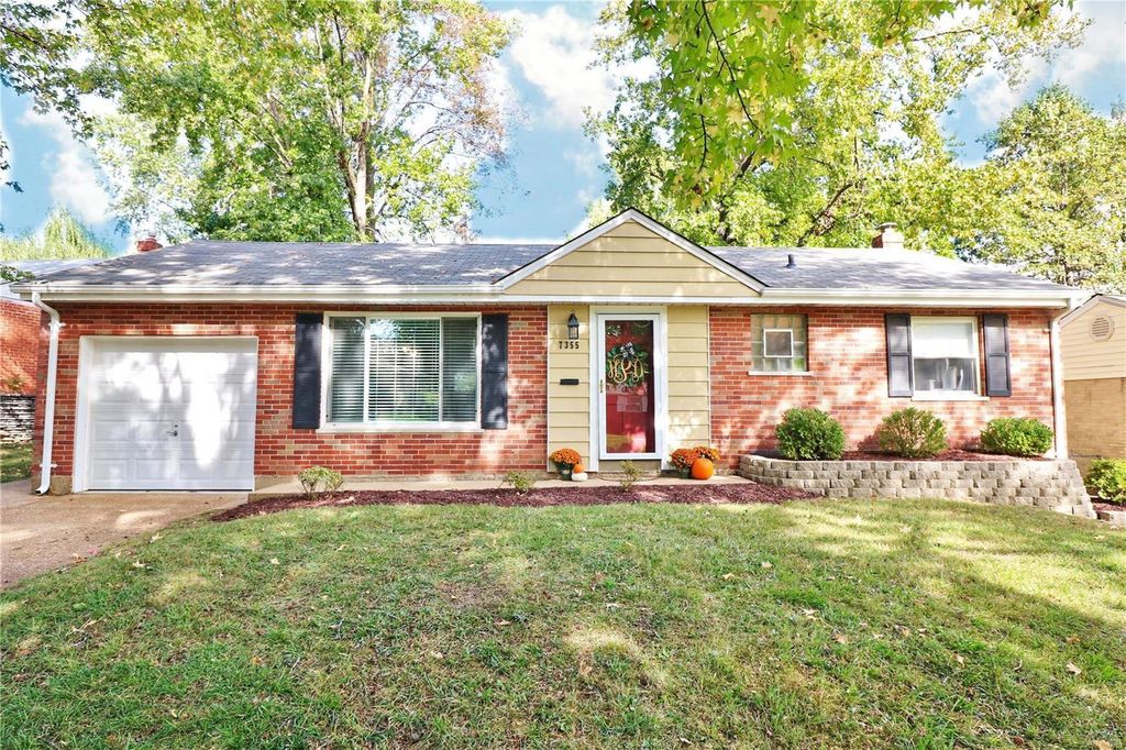 7355 Idamor Ln, Saint Louis, MO 63123