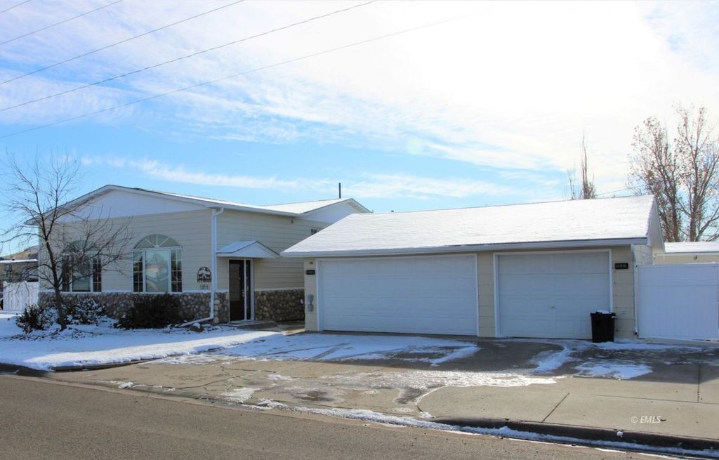 2816 Comstock St, Miles City, MT 59301 4 Bed, 2 Bath SingleFamily Home MLS 341547 26