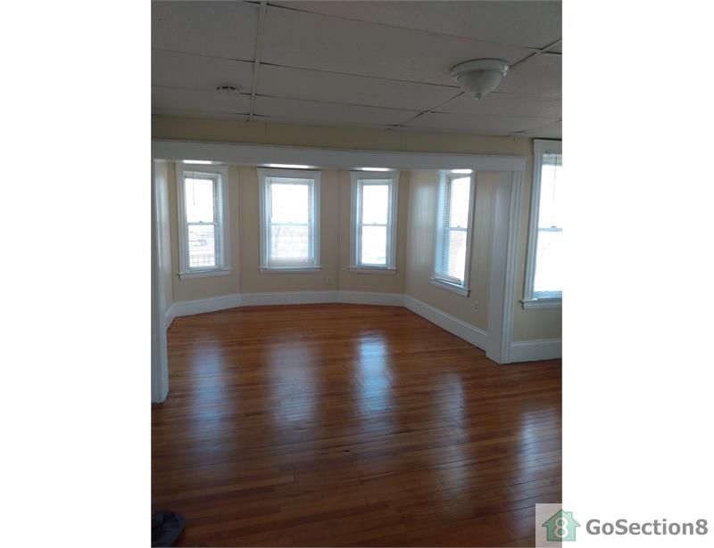 16 Groton Pl   #3, Worcester, MA 01604