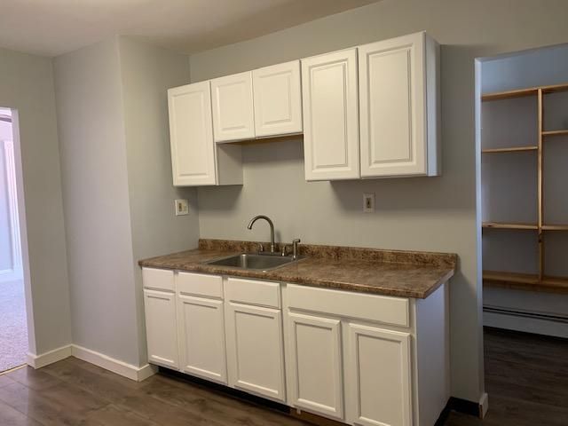 214 Park Ter #3, Hartford, CT 06106