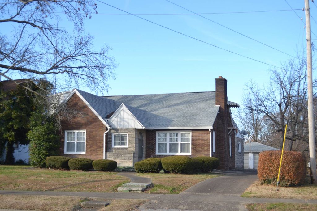 144 W Main St, Albion, IL 62806 Trulia