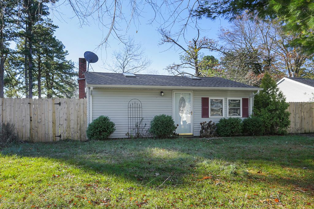 713 Buena Vista Rd, Forked River, NJ 2 Bed, 2 Bath SingleFamily Home