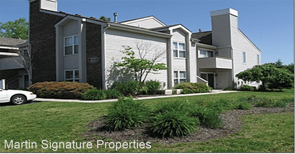 1140 Shadow Ln #201, Toledo, OH 43615