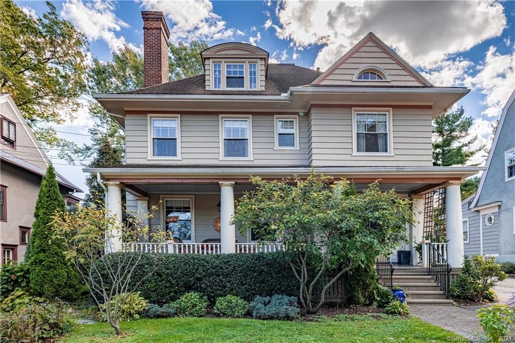 135 Elizabeth St, Hartford, CT 06105