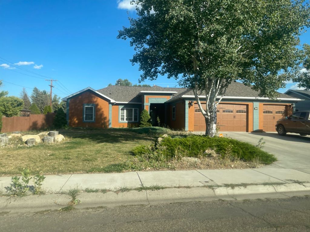 400 S Cale Ave, Miles City, MT 59301 Trulia