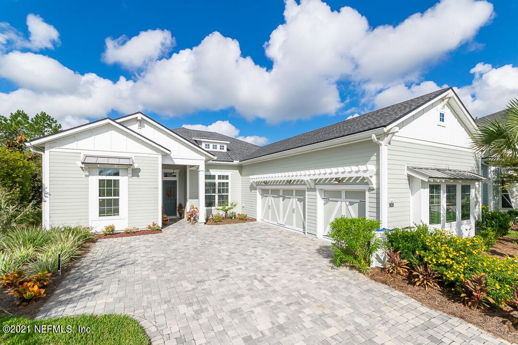 105 Dock House Rd, Saint Johns, FL 32259