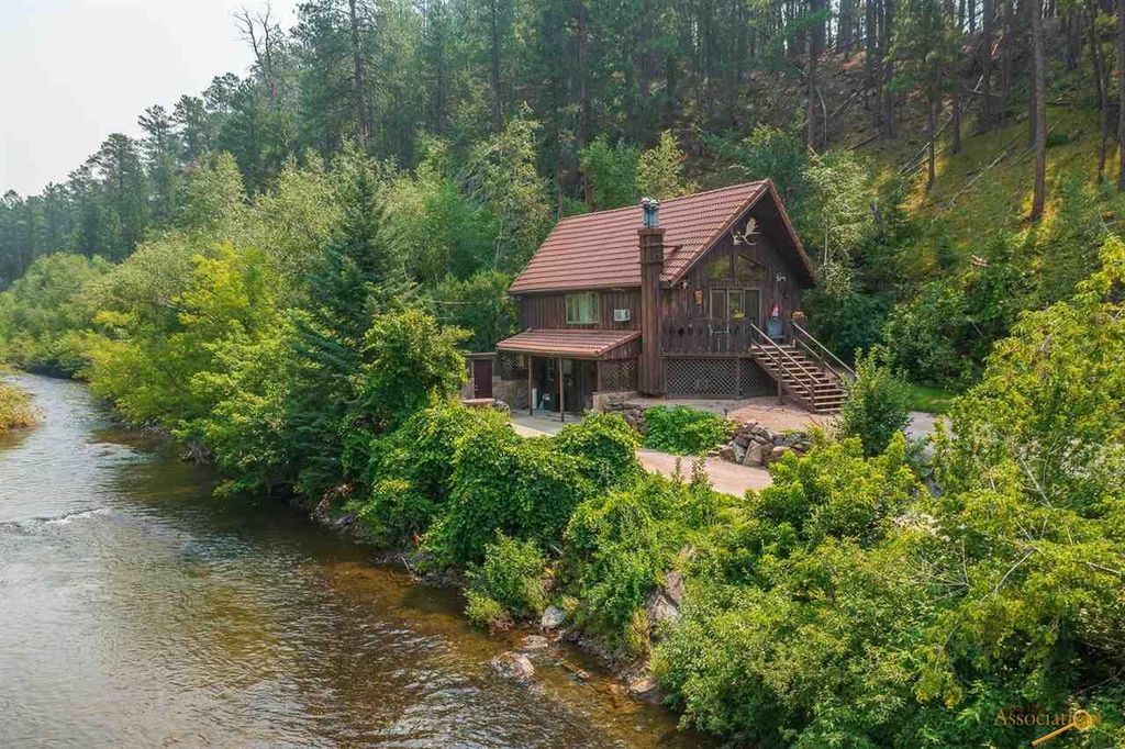 23042 Thunderhead Falls Rd, Rapid City, SD 57702