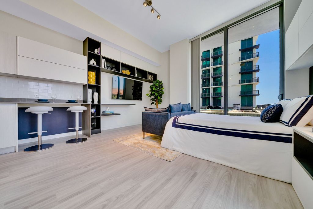 320 S Federal Hwy 818 Hollywood - B04fc684953173fcf8a0a368457152b8 Full 