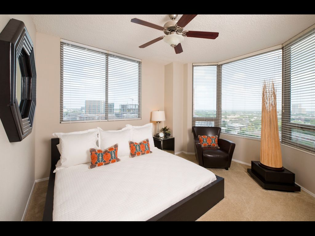3227 McKinney Ave, Dallas, TX 75204