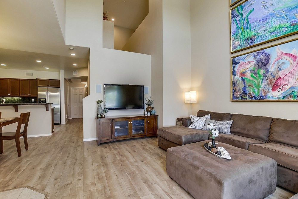 4071 Sandton Ln, San Diego, CA 92105