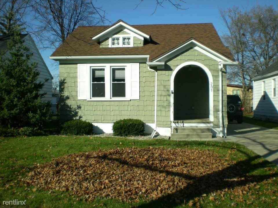 201 John St, Saginaw, MI 48602 | Trulia