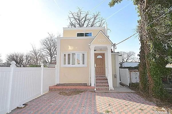 8080 Cypress Ave, Glendale, NY 11385