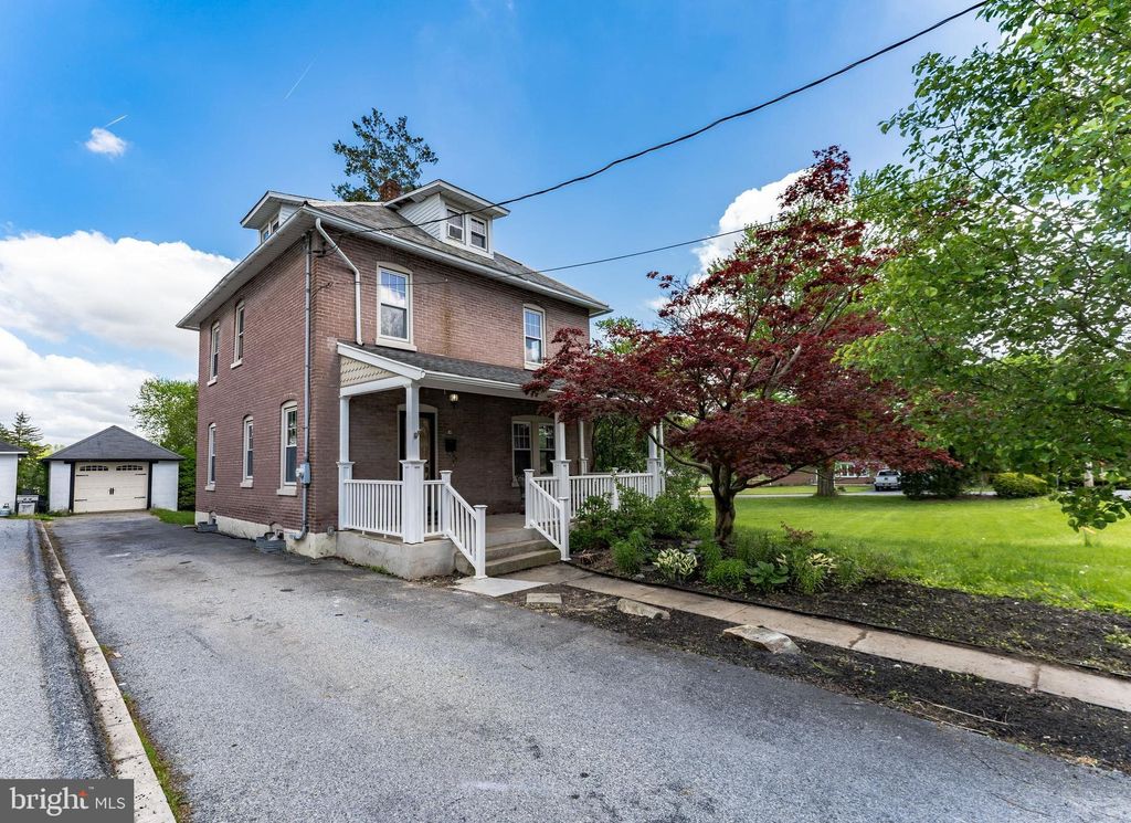 9 Pine St, Christiana, PA 17509