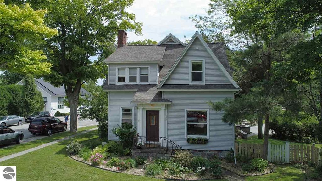 201 S Main St, Leland, MI 49654 Trulia