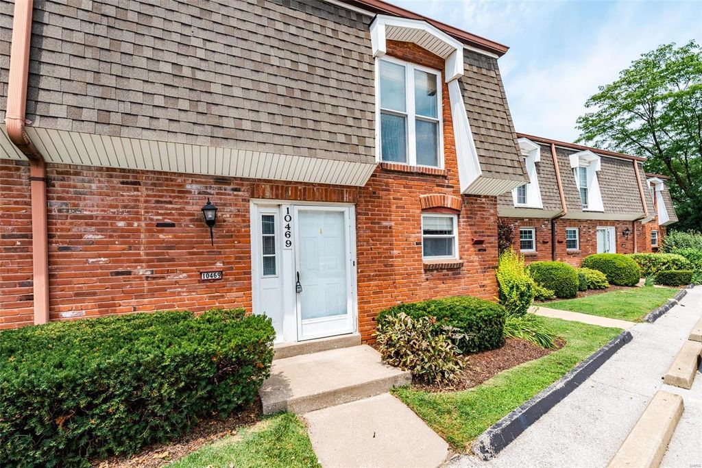 10469 Corbeil Dr, Saint Louis, MO 63146