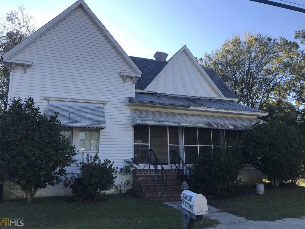 169 W Dykes St, Cochran, GA 31014