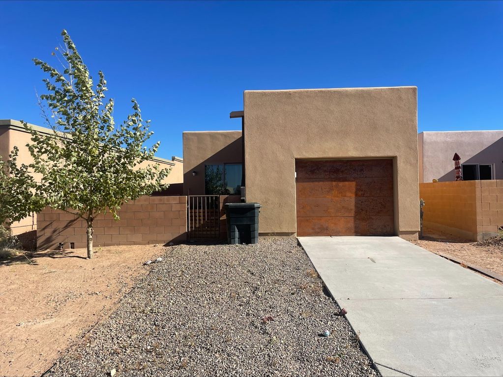 10 Calle Agua Clara, Santa Fe, NM 87508 See Est. Value, Schools & More