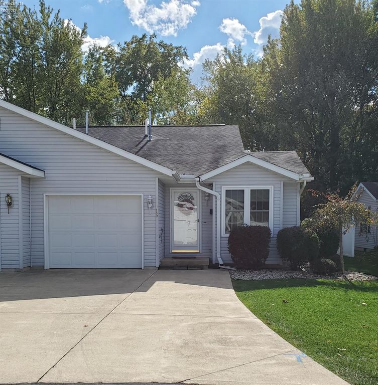 113 Grand Ave, Clyde, OH 43410 2 Bed, 2 Bath Condo MLS 20204484